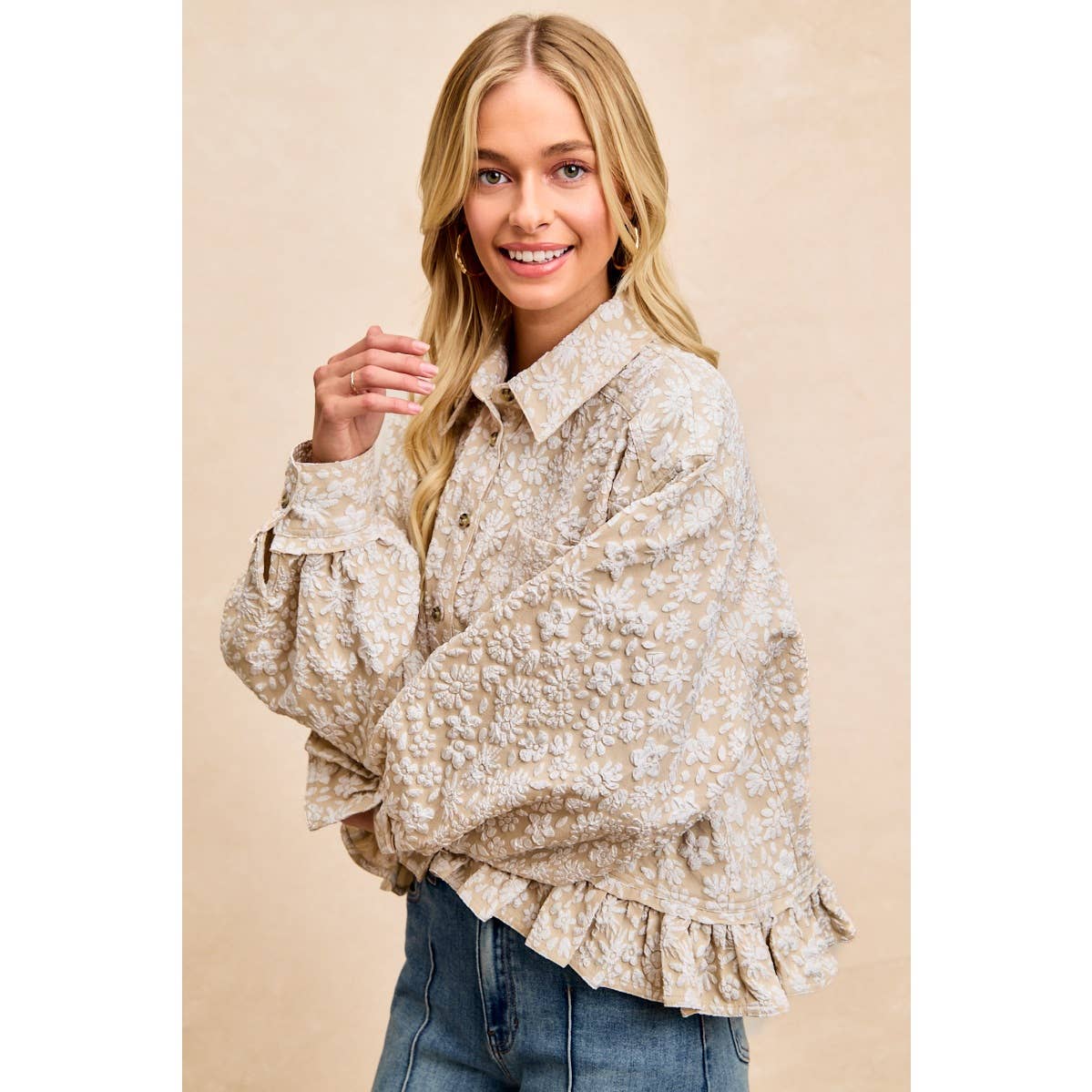 TEXTURED FLORAL PATTERN RUFFLED HEM TOP