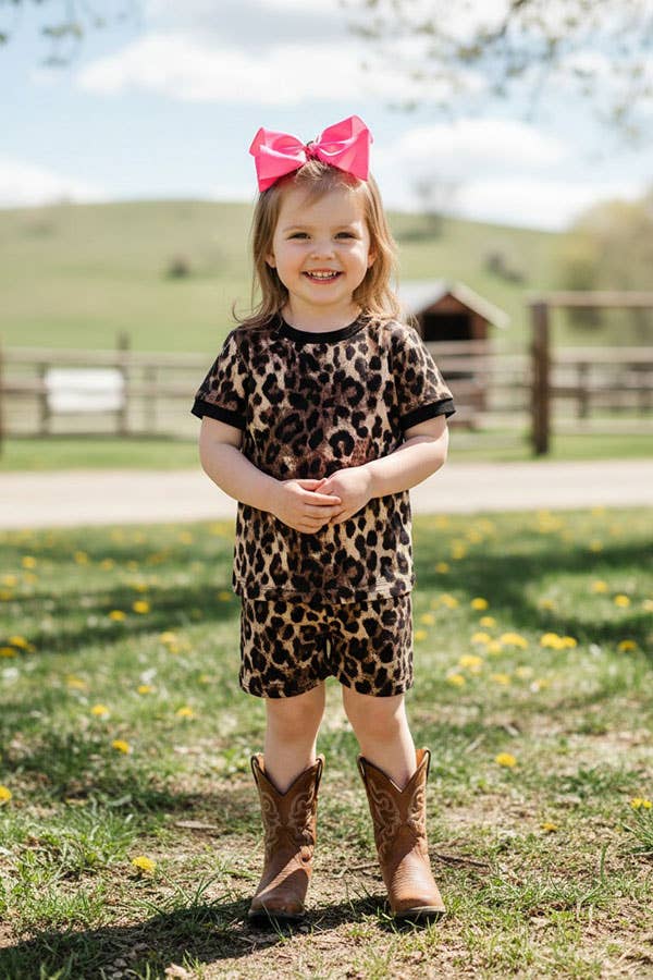 Girl’s Soft brown leopard top & shorts sets