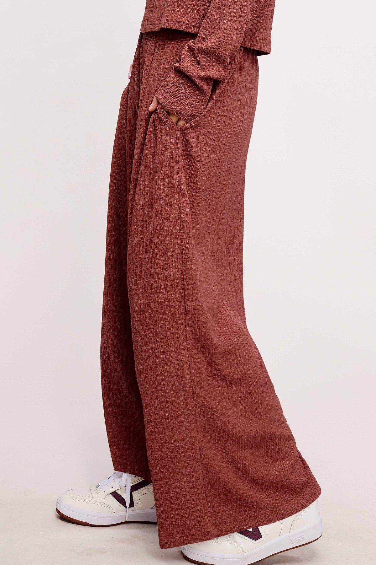 Stretchy Crinkled Fabric Relaxed Fit Set