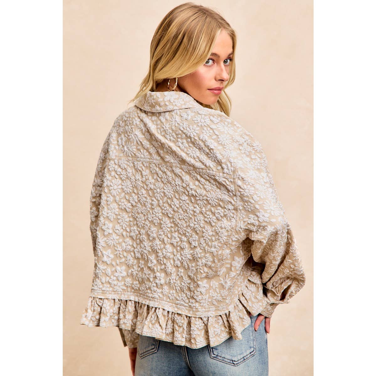 TEXTURED FLORAL PATTERN RUFFLED HEM TOP