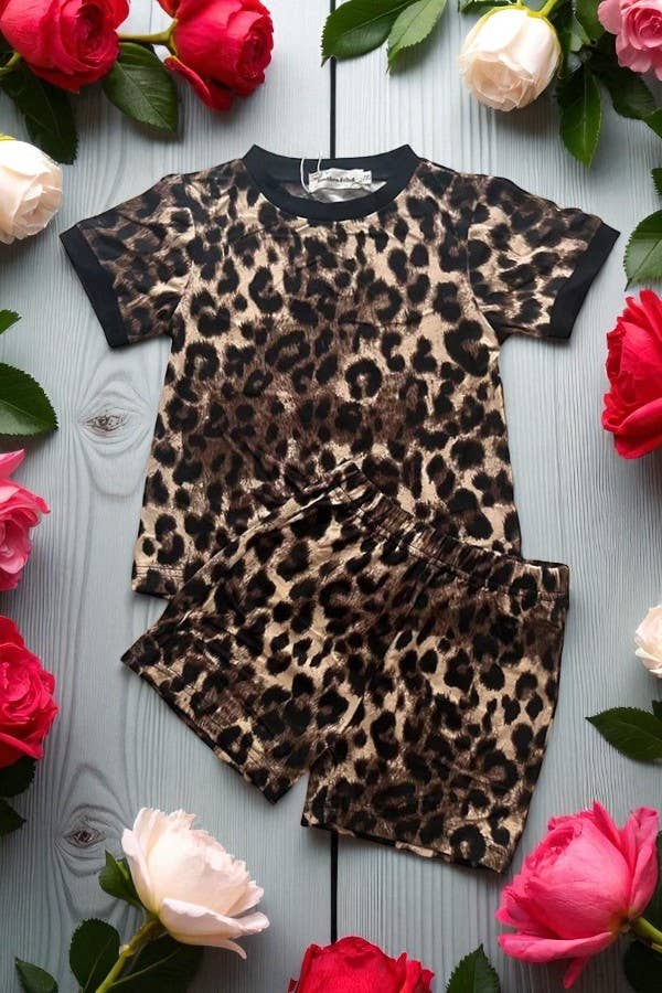 Girl’s Soft brown leopard top & shorts sets